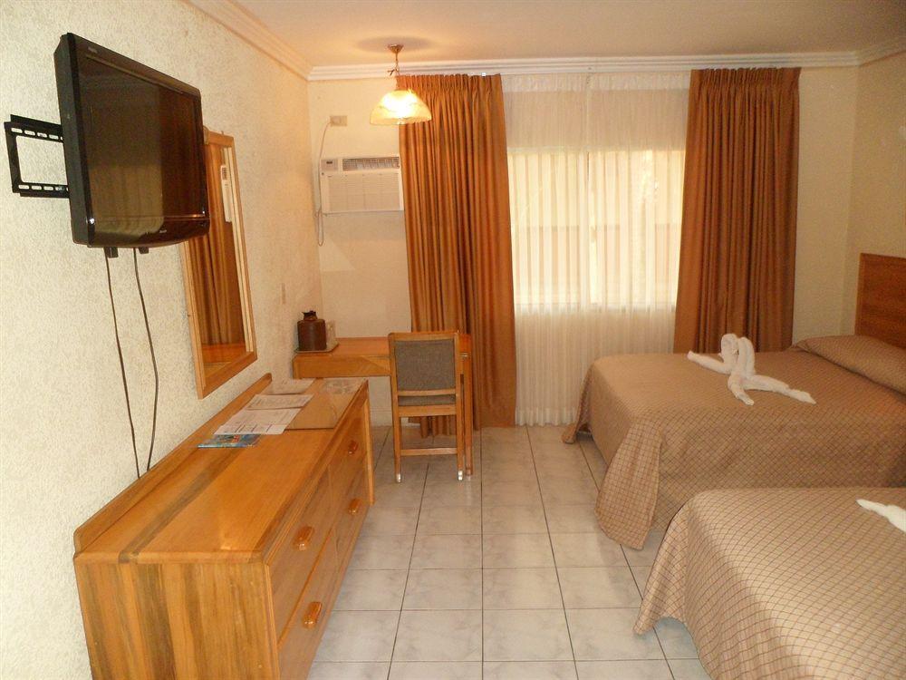 Hotel La Quinta Ла-Сейба Экстерьер фото